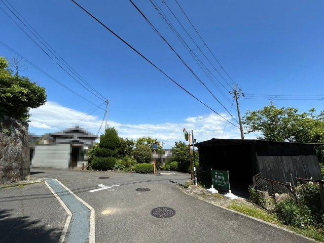 【成約済】長岡京市奥海印寺北垣外の前面道路含む現地写真|日当たり・通風良好です♪