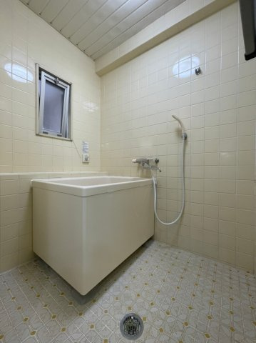 シャトー朝霧の浴室