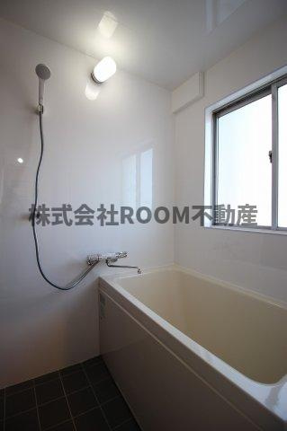 Renatus若葉の浴室|ゆったり過ごせるお風呂です