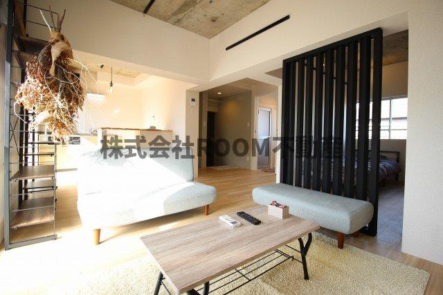 Renatus若葉の居間・リビング|使いやすい居間です