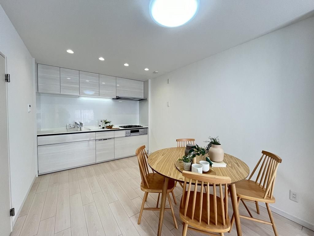 東大和市高木３丁目の中古マンションの居間・リビング