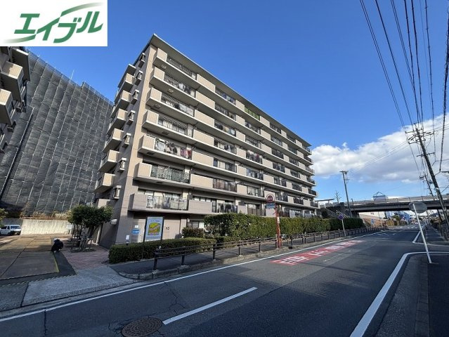 ランディア桃花台1番館の外観|オートロック付きのマンションで防犯も安全☆