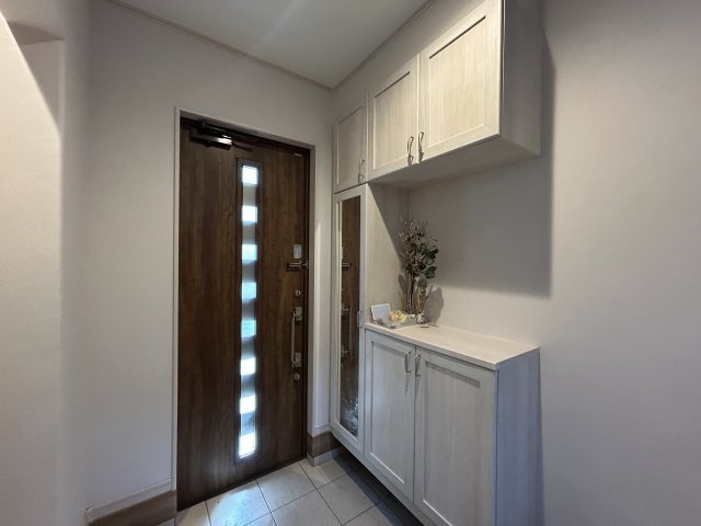 築浅　野田市中野台鹿島町の玄関