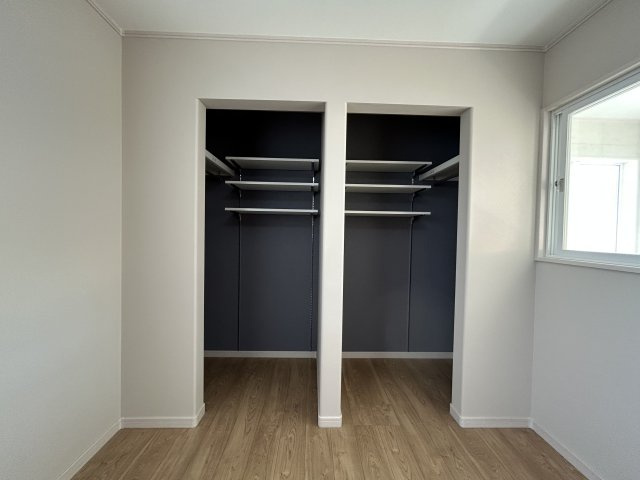 築浅　野田市中野台鹿島町の収納