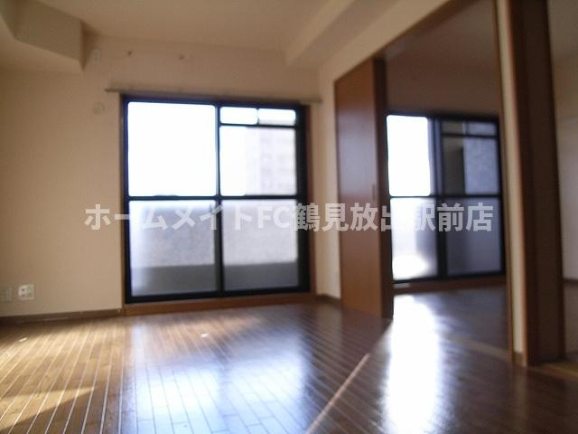 大阪市鶴見区緑２丁目の賃貸マンションの内装