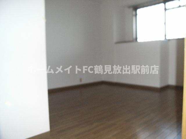 大阪市鶴見区緑２丁目の賃貸マンションの洋室