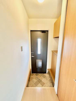 【玄関】 | メゾンブラ・ド・メールA | シンプルで使いやすい玄関です