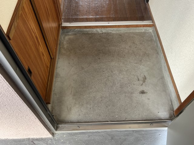 ビレッジ田寺の玄関