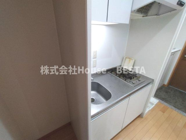 レジディア三宮東のキッチン