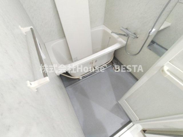 レジディア三宮東の浴室