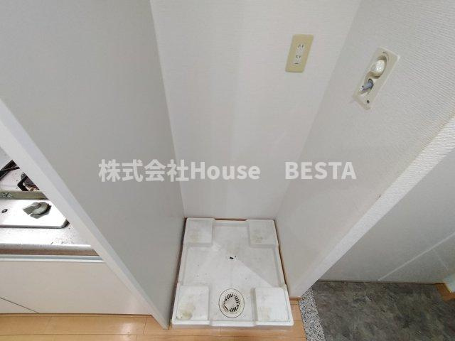 レジディア三宮東の洗面所