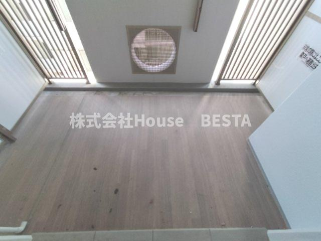 レジディア三宮東のバルコニー