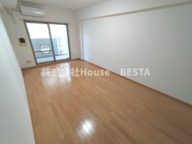 レジディア三宮東の内装