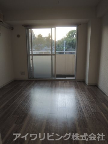 ジュネス桜ヶ丘の洋室|【ジュネス桜ヶ丘】