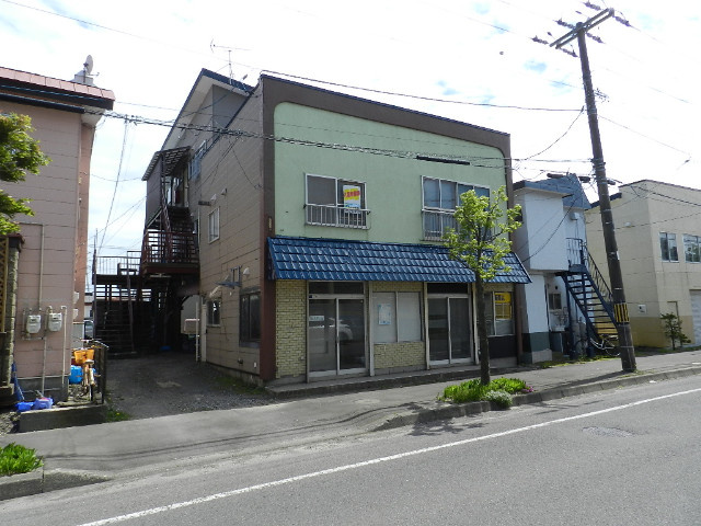 河波コーポの外観