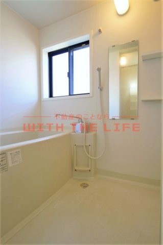 サンマリノ草野【キャッシュバック対象物件】の浴室|コンパクトで使いやすいお風呂です