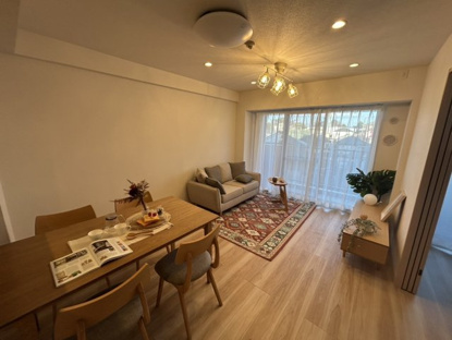 【居間・リビング】コスモ浦和ガーデンフォルム 