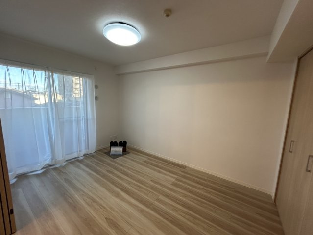 【洋室】コスモ浦和ガーデンフォルム 