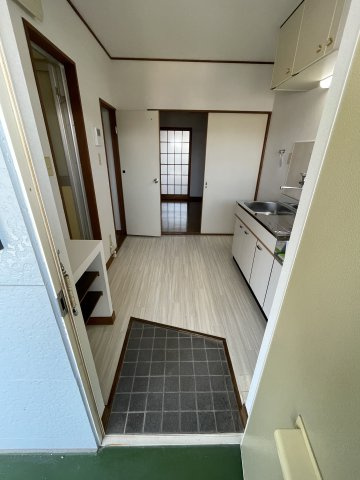 コーポドリームの玄関