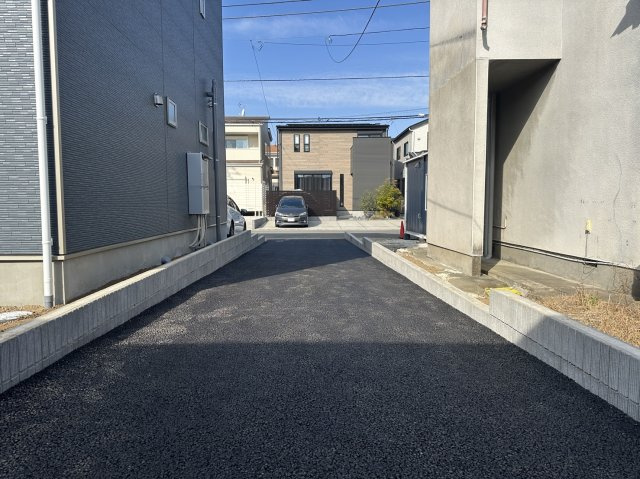 【成約】小田原市栢山平屋戸建　駐車スペース3台の駐車場