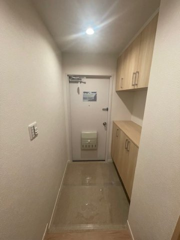 【玄関】ヴェルドミール支倉 