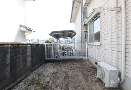リバーサイド井ノ口のバルコニー|暖かな日差しのふりそそぐバルコニー