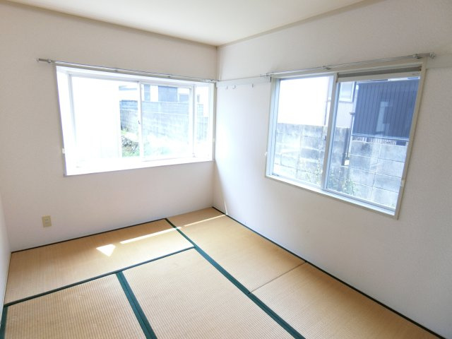 コリーナ蜆塚Aの和室