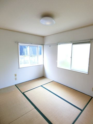 コリーナ蜆塚Aの浴室