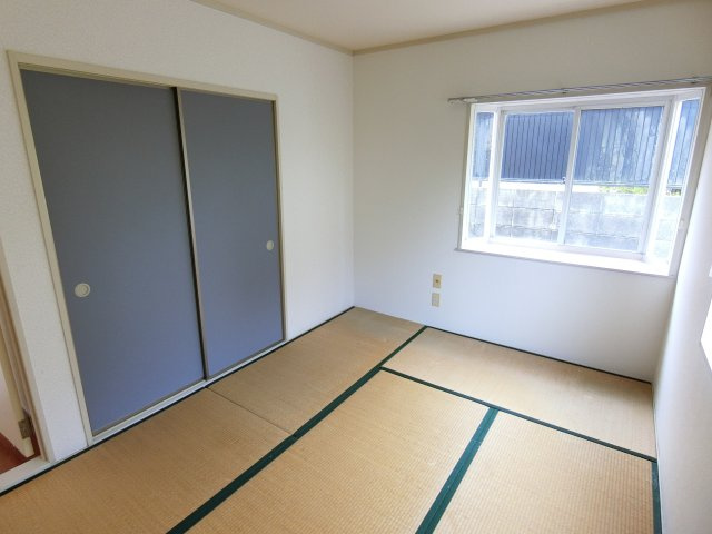 コリーナ蜆塚Aの和室