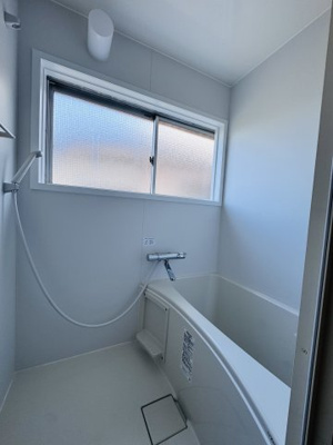 【浴室】 | 東大和ビル | 窓付バスルーム