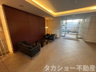 【エントランス】 | 清潔なエントランスです