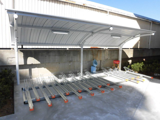 メゾンアイカワ