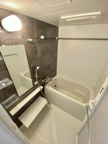 メゾンアイカワ