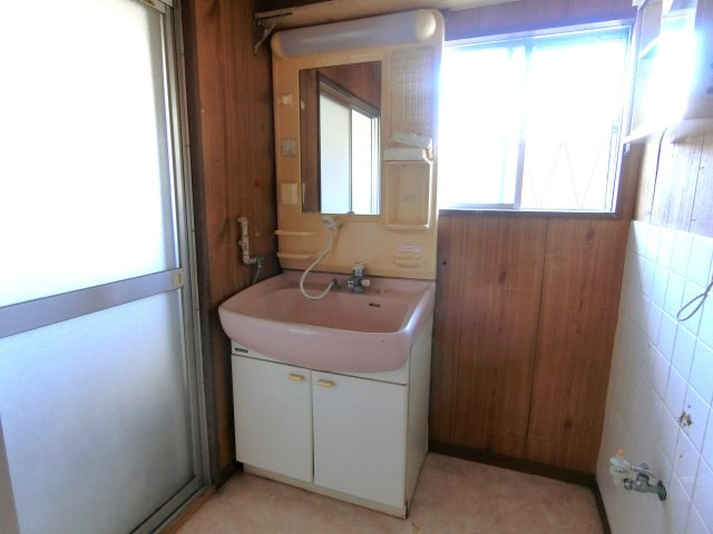 市原貸家２の独立洗面台