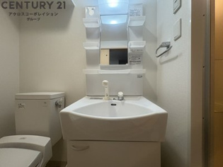 独立洗面化粧台付きでおすすめです！
