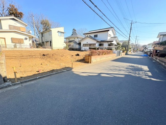 【前面道路含む現地写真】