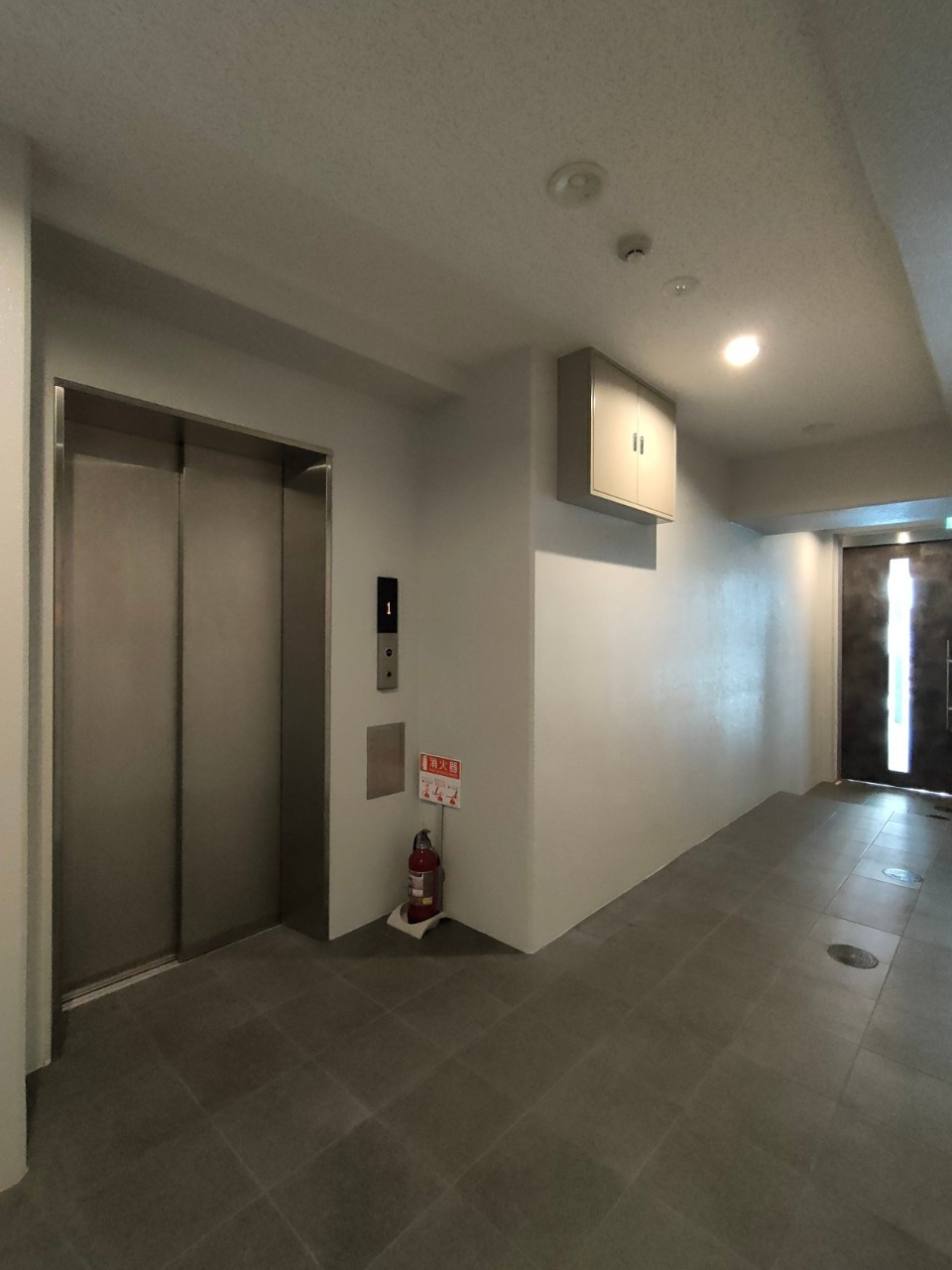 マリーベル栄のロビー