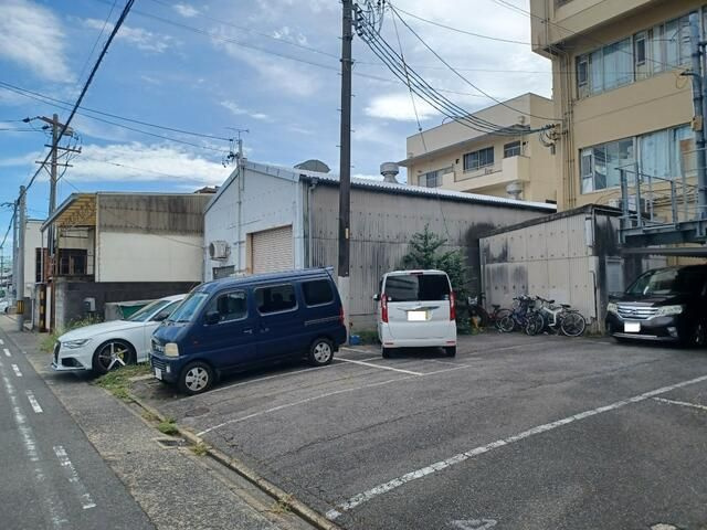 千竈通５丁目貸倉庫の外観