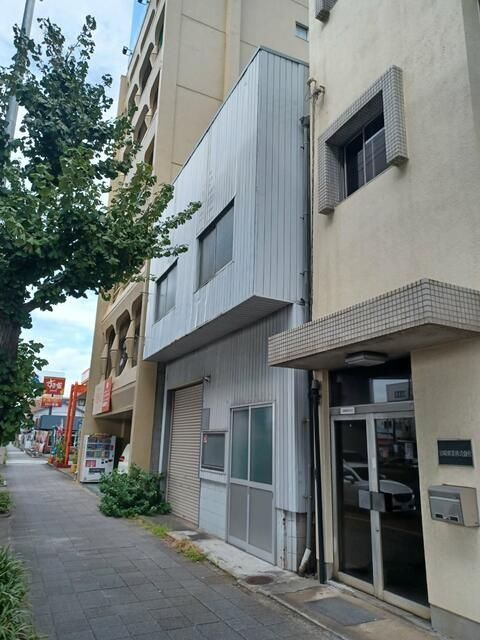 千竈通５丁目貸倉庫の外観