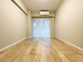 【洋室】 | コーラルハイツ蓮根Ⅱ | 洋室　5.7帖