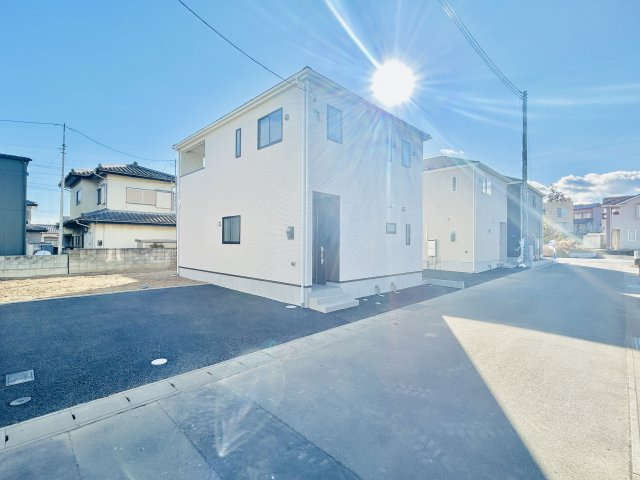 桐生市相生町の前面道路含む現地写真|閑静な住宅街◎車の通りも少ないので駐車もスムーズに楽々！！