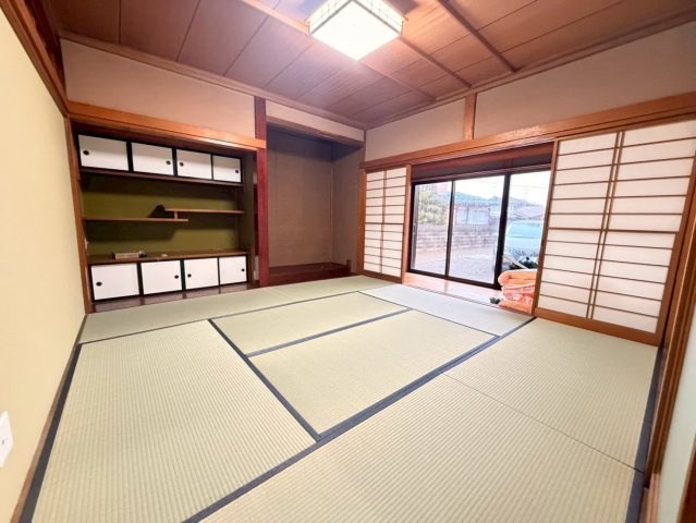 柏崎市春日レントハウスの和室