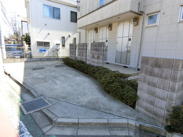 パルパークハウスの駐車場|敷地内駐車場