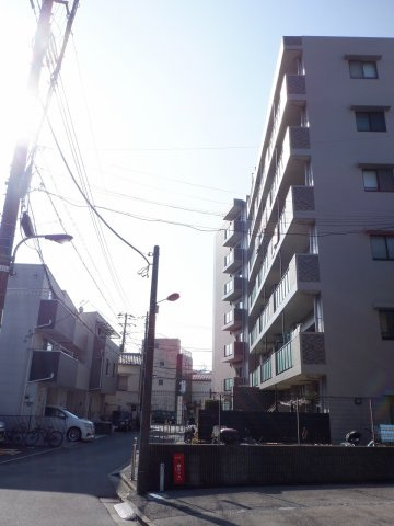 ライオンズマンション王子第7の外観