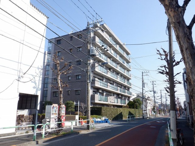 ライオンズマンション王子第7の外観