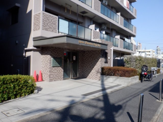 ライオンズマンション王子第7のエントランス