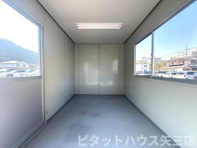 南蔵本倉庫の居間・リビング
