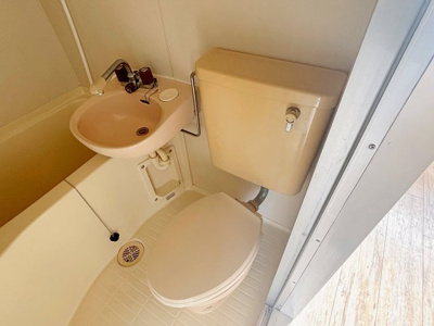 【トイレ】 | キャッスルミニ松園【名古屋市賃貸・RC造】