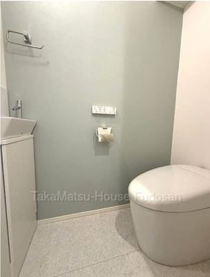 【トイレ】 | 【仲介手数料３００万円が無料！】■リビング吹抜け天井■田園調布の高台■ダブル住宅性能評価