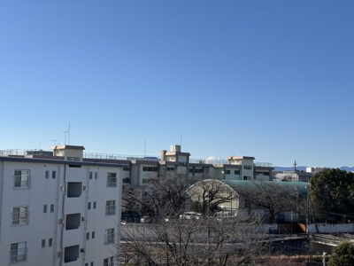 【展望】 | 芝中団地ロ-2 | 南側の眺望は、天気の良い日に富士山見えますよ
